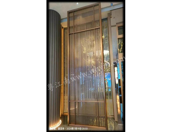 古田凱德會所不銹鋼金屬編織網(wǎng)屏風(fēng)