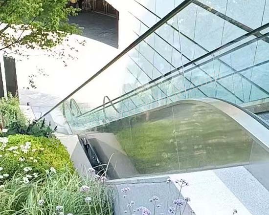 自動扶梯不銹鋼裝飾