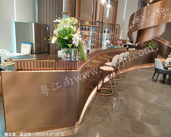 不銹鋼造型吧臺(tái)